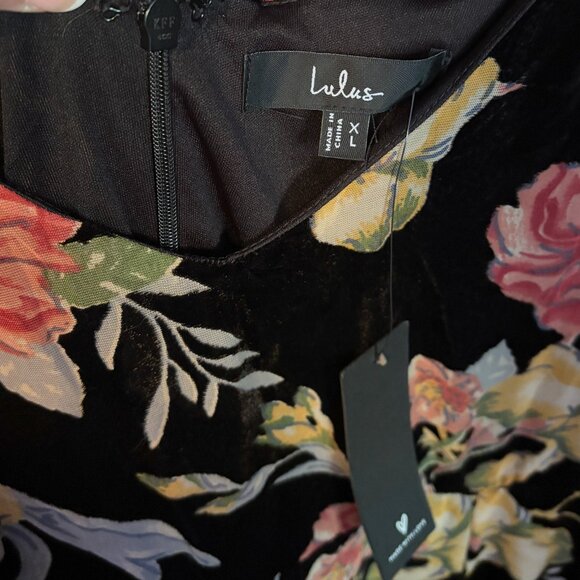 Lulus Alluring Blooms Black Floral Burnout Velvet Maxi Dress - Picture 3 of 7